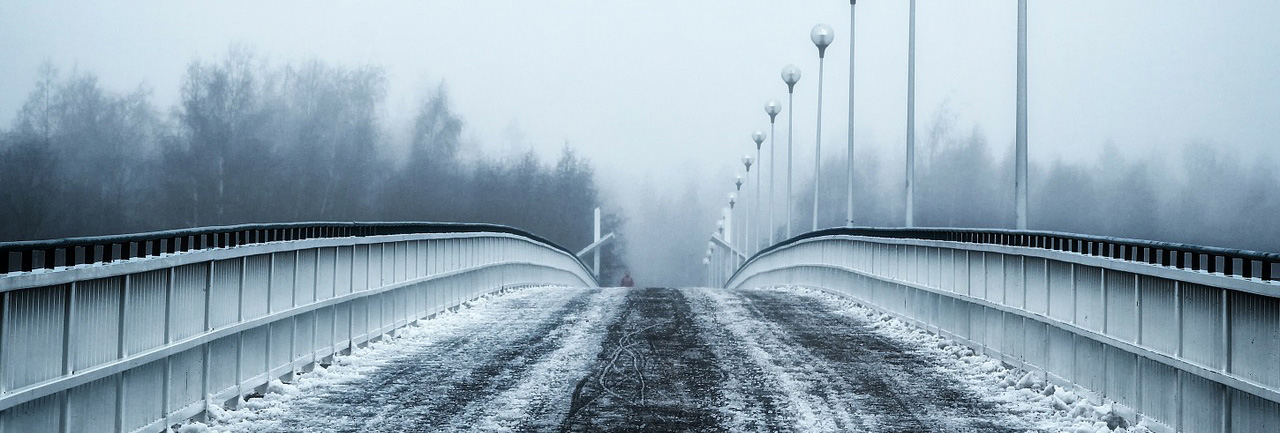 talvinen silta Oulussa